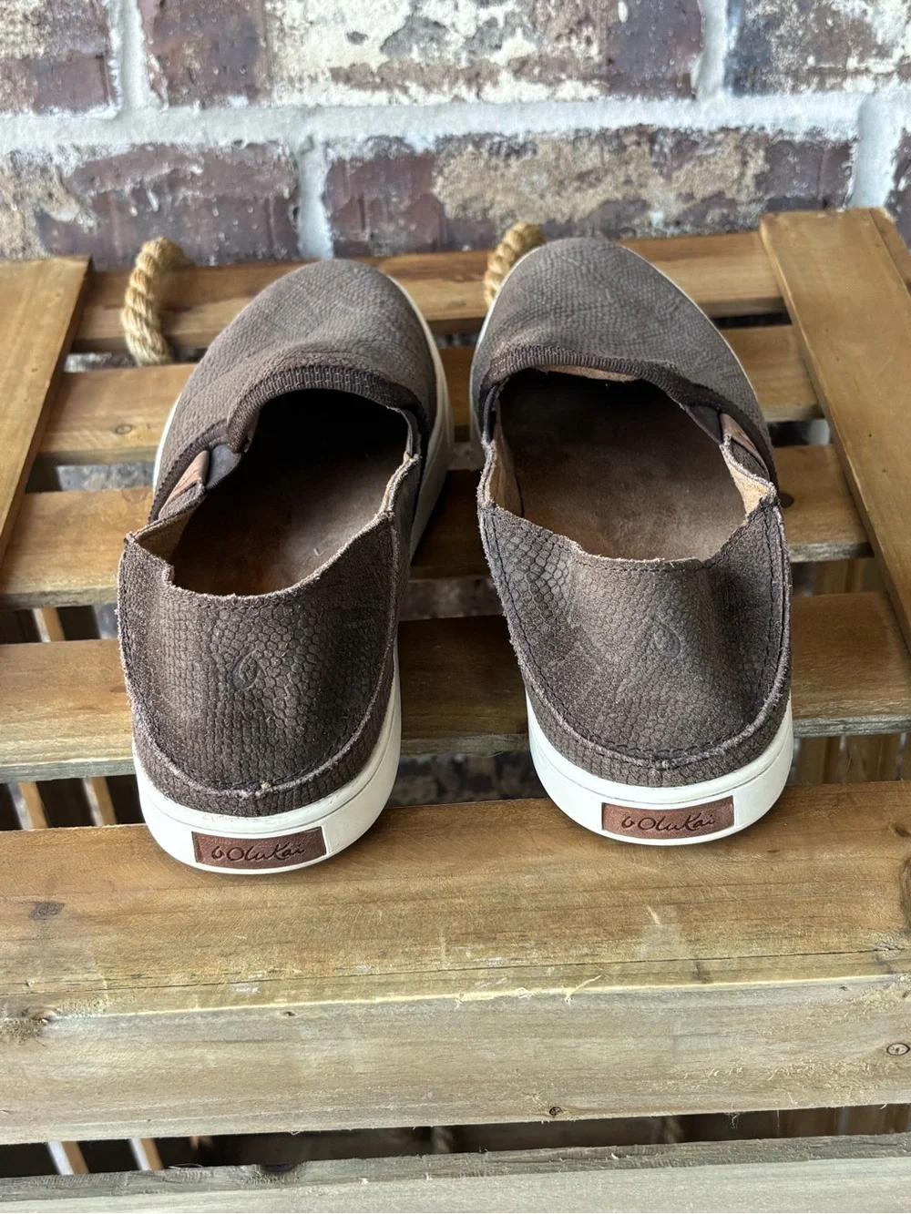 OluKai Women’s Size 10 Brown Leather Slip-On Sneakers Casual Shoes